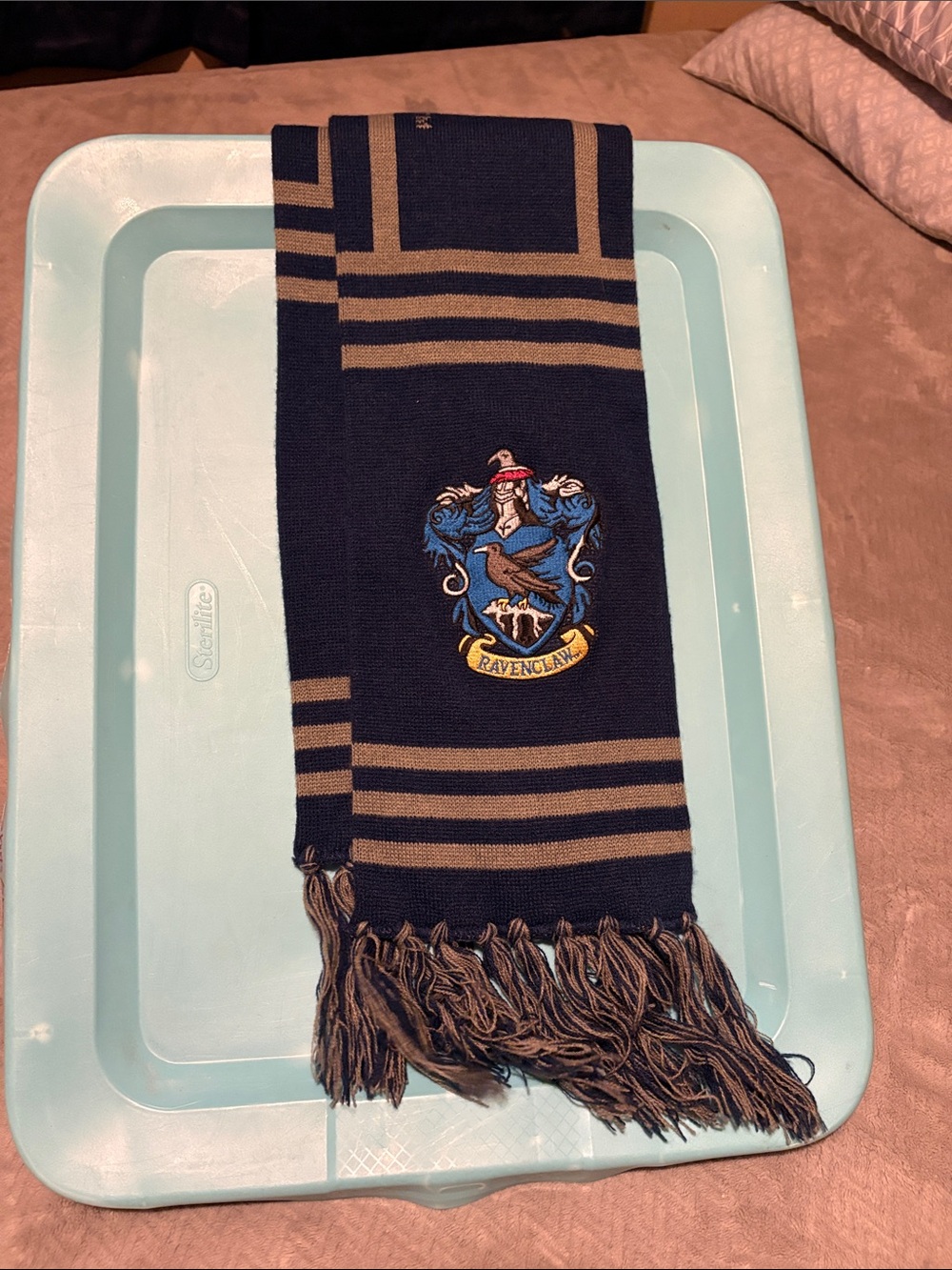 Universal Harry Potter Ravenclaw Blue and Gray Striped Scarf